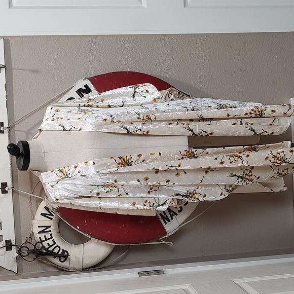 Anthropologie Floreat Velvet Dandelion Kimono - Picture 4 of 10